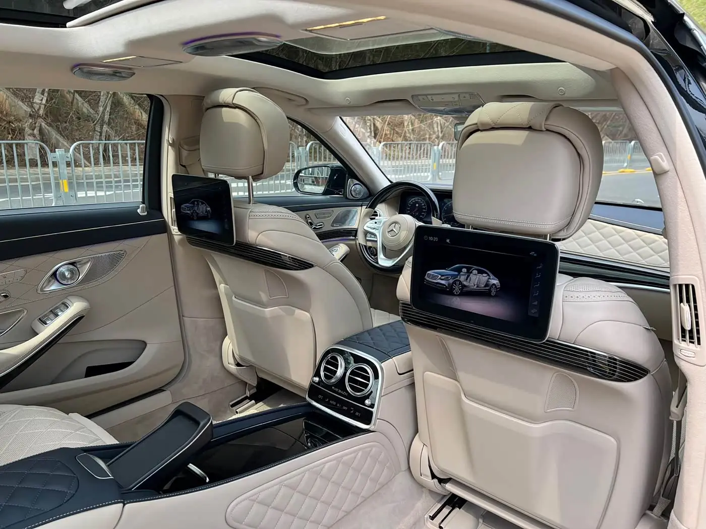 Mercedes-Benz Maybach S-Class 2019 — Фото 17/20