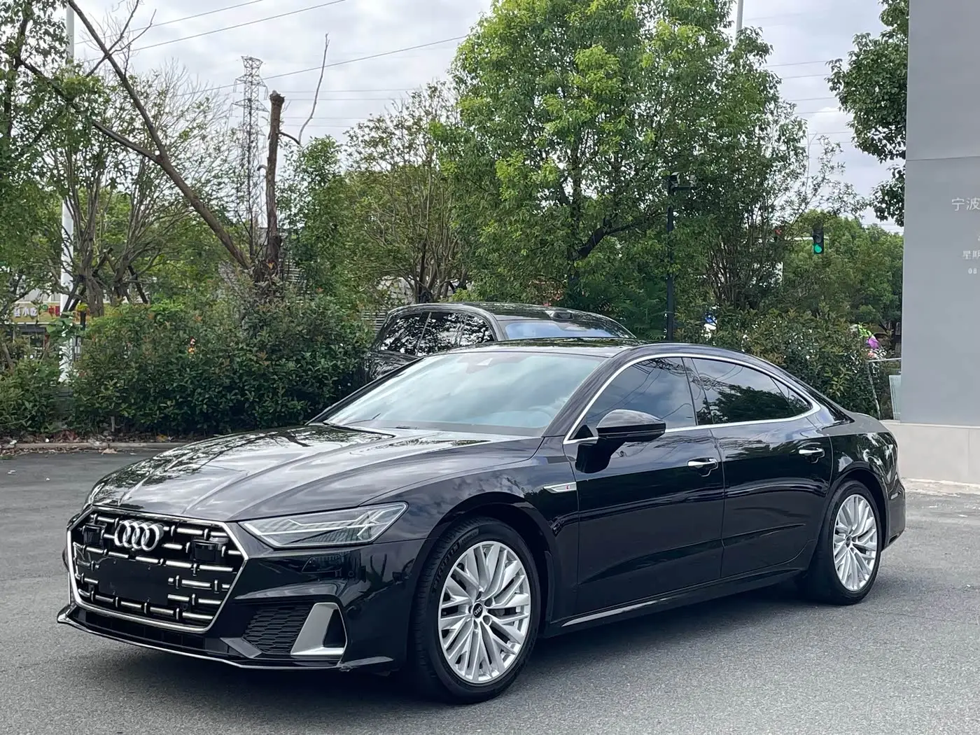 Audi A7L, 2023