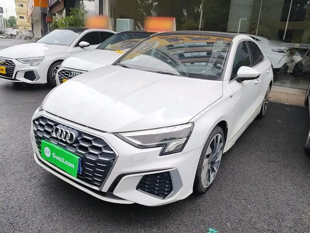 Audi A3 2024 — Photo 1/20
