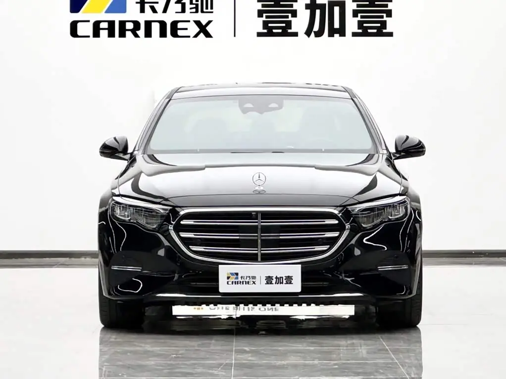 Mercedes-Benz E-Class 2024 — Фото 2/18