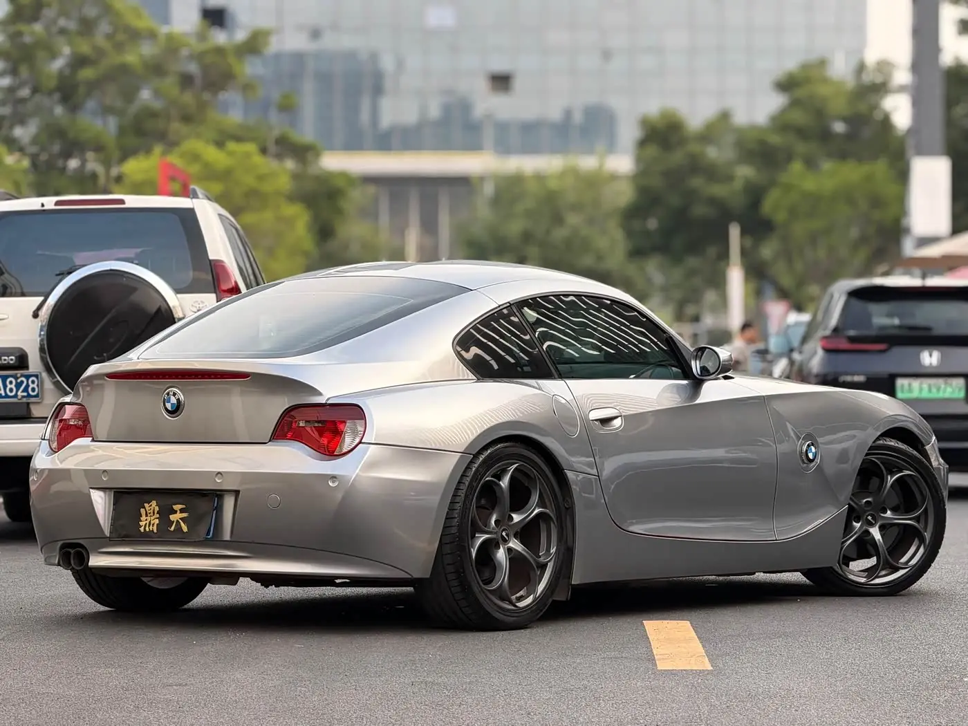 BMW Z4 2008 — Фото 11/20