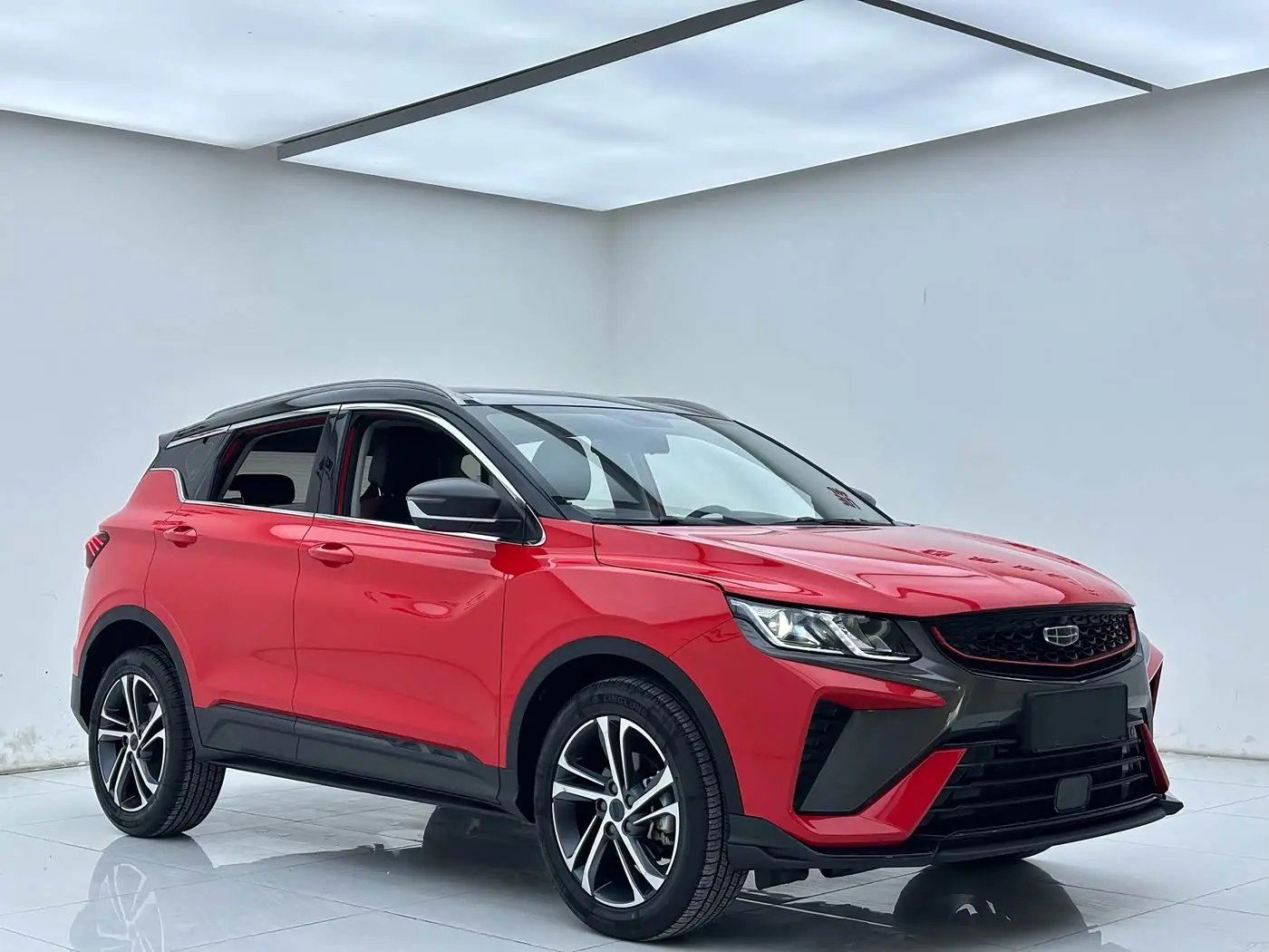 Geely Binyue 2022 — Photo 2/18