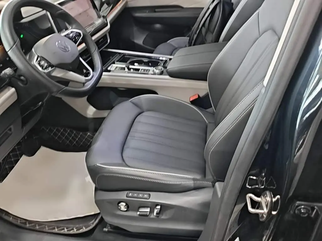 Volkswagen Teramont 2023 — Photo 15/20