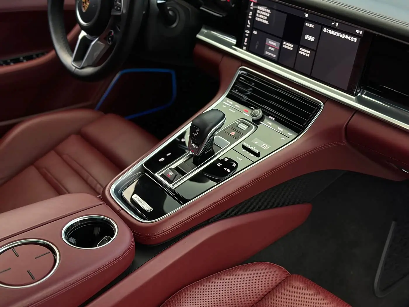 Porsche Panamera 2019 — Şəkil 13/20