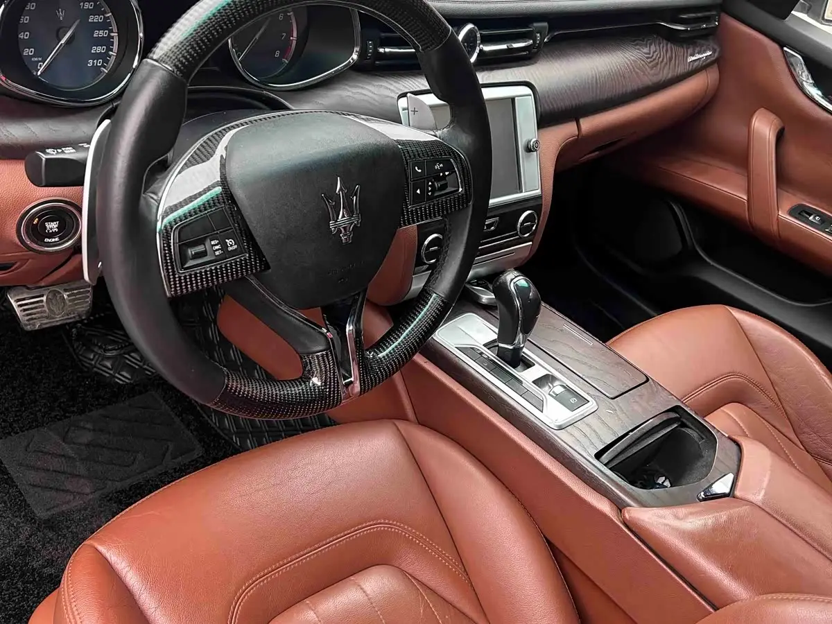 Maserati Quattroporte 2016 — Фото 7/16