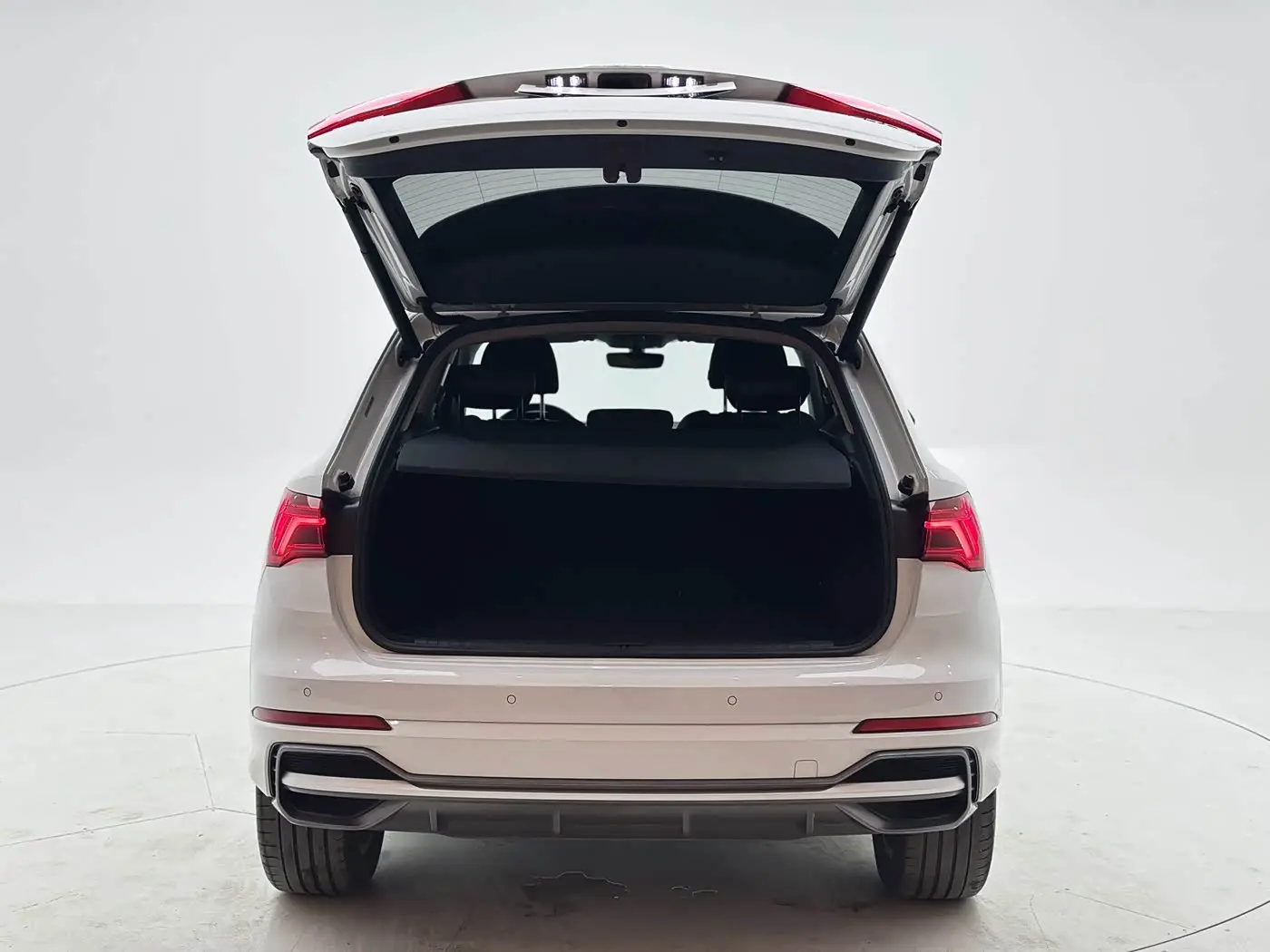 Audi Q3 2022 — Photo 5/20