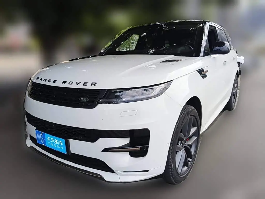 Land Rover Range Rover Sport 2024 — Photo 1/13
