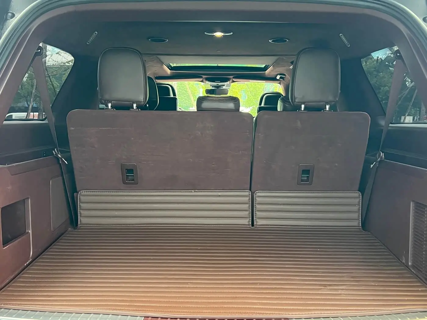 Lincoln Navigator 2020 — Şəkil 12/17
