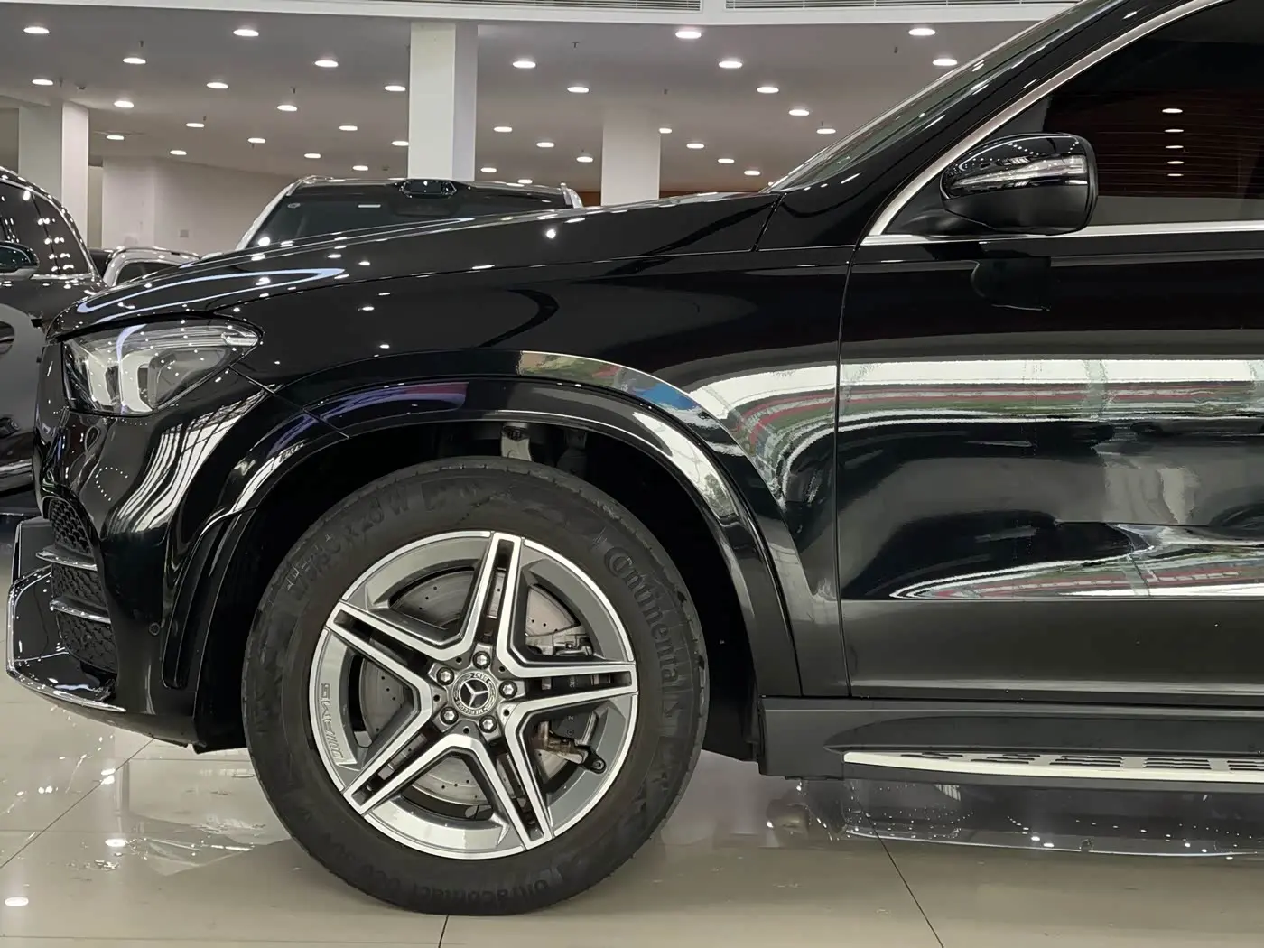 Mercedes-Benz GLE 2020 — Photo 7/19