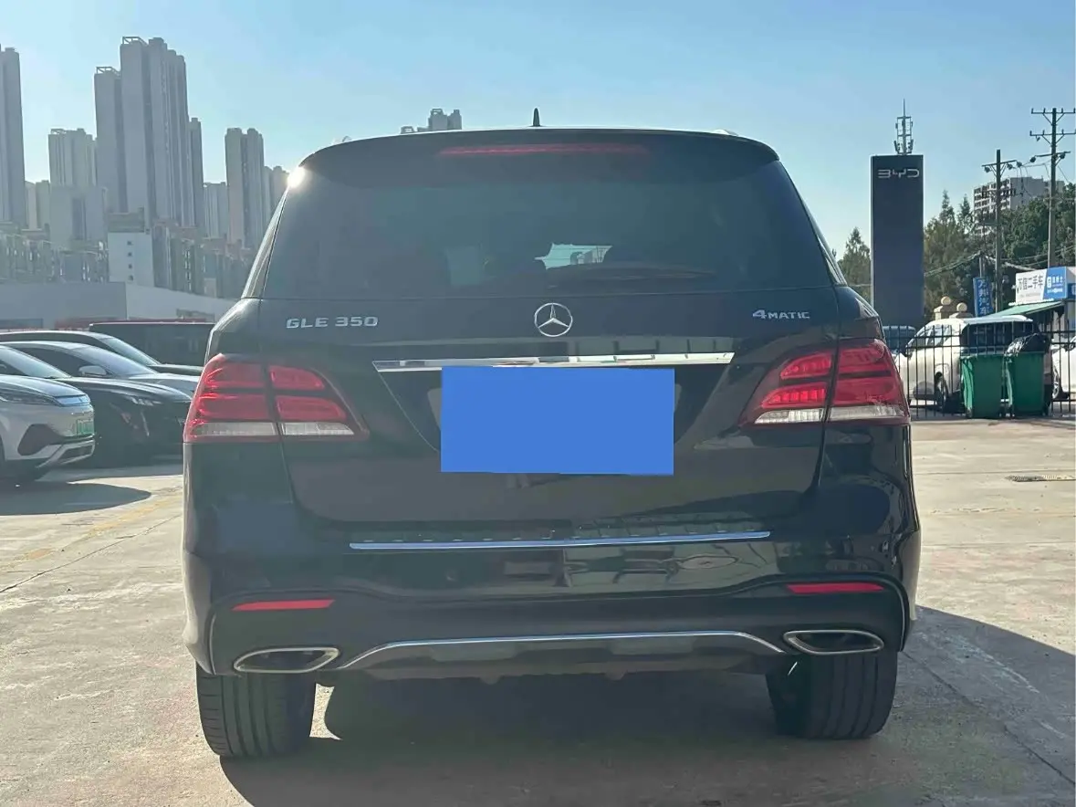 Mercedes-Benz GLE 2018 — Photo 9/9