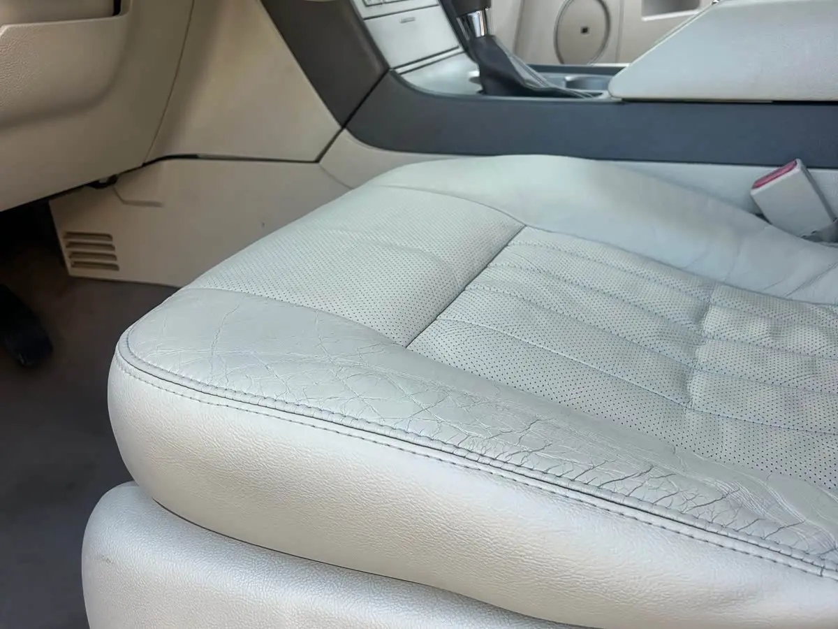 Lincoln Navigator 2005 — Şəkil 10/20