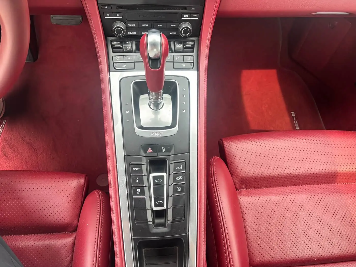 Porsche 718 2019 — Photo 8/20