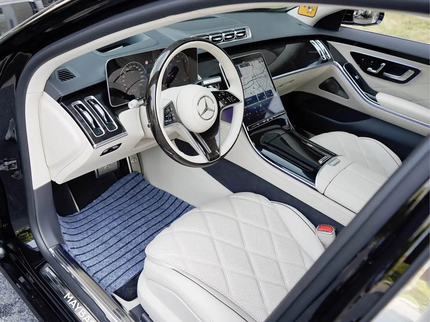 Mercedes-Benz Maybach S-Class 2025 — Фото 11/20