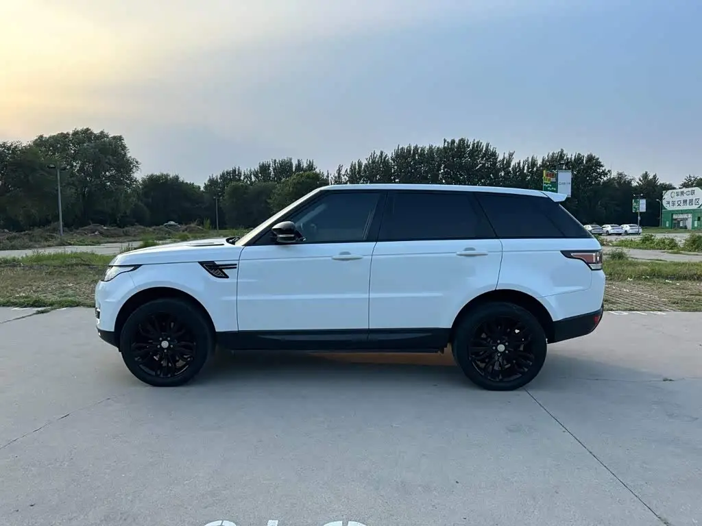 Land Rover Range Rover Sport 2015 — Photo 7/20