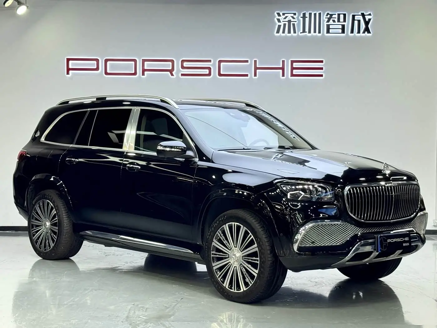 Mercedes-Benz Maybach GLS 2021 — Фото 3/20