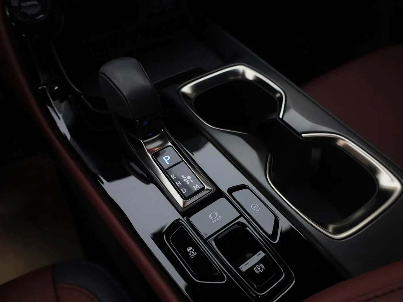 Lexus NX 2023 — Фото 10/20