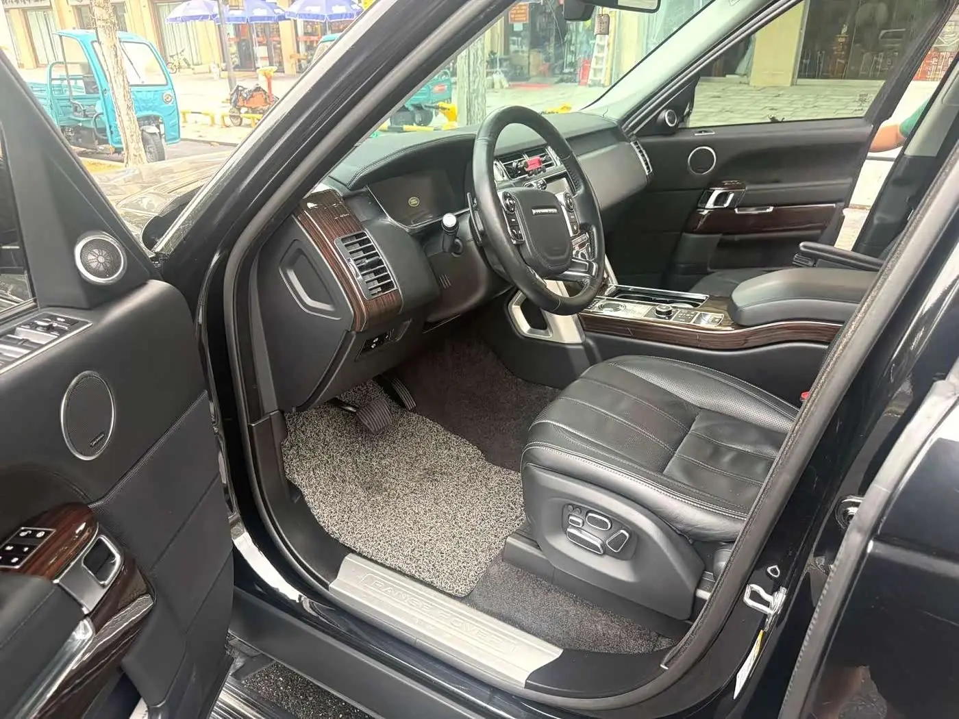 Land Rover Range Rover 2013 — Фото 2/9