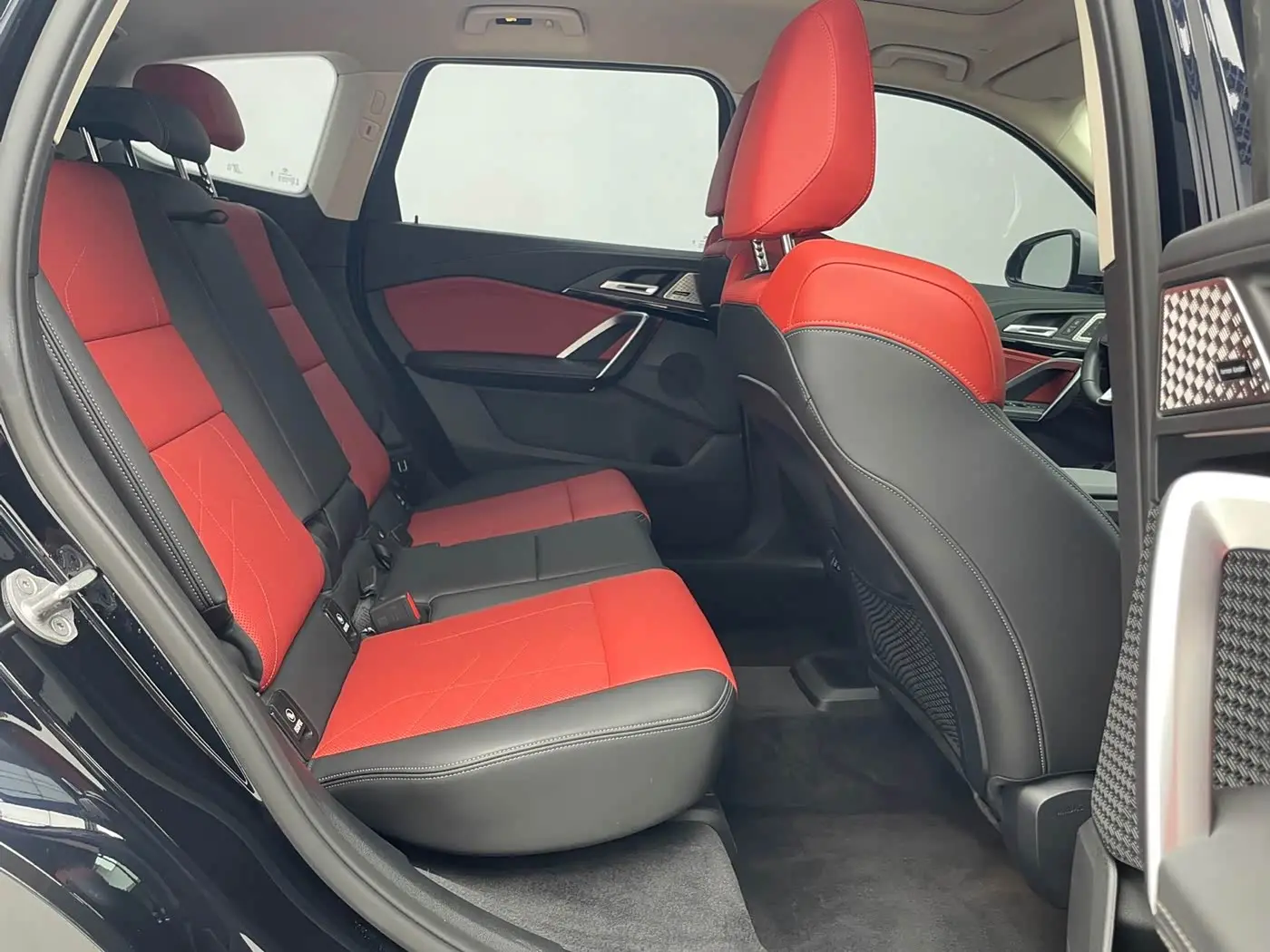 BMW X1 2023 — Photo 12/17