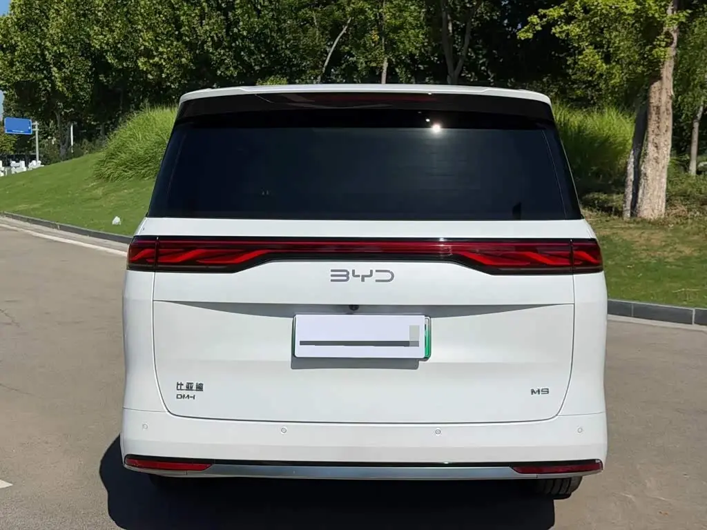 BYD M9 2026 — Şəkil 11/13