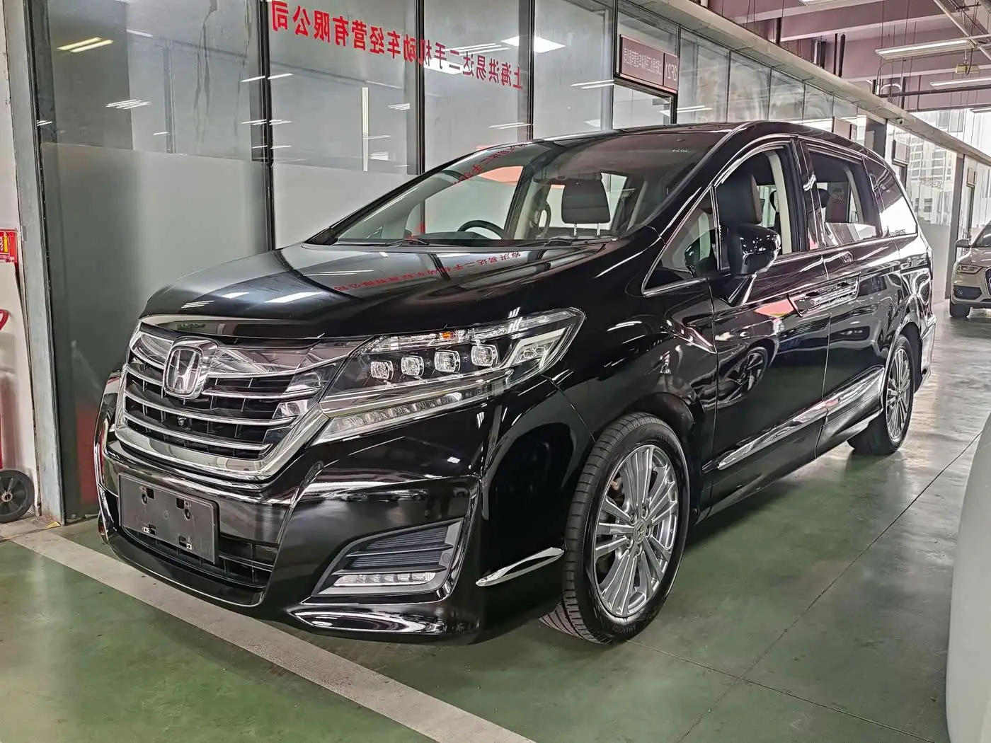 Honda Elysion, 2016