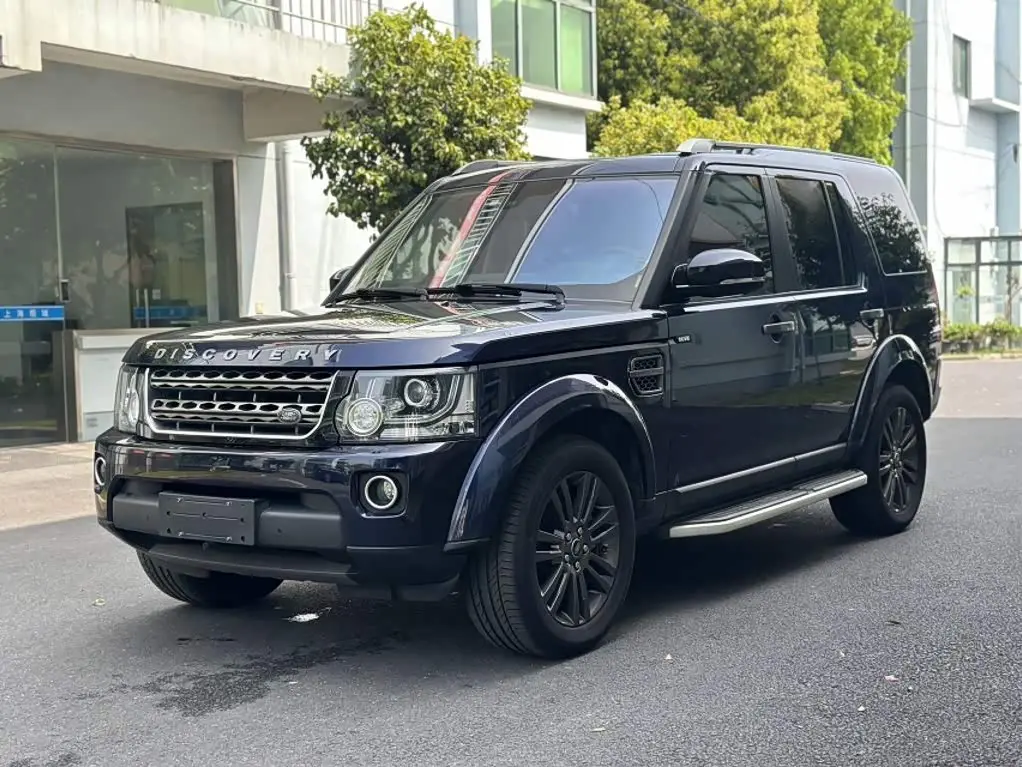 Land Rover Discovery 2017 — Фото 1/20