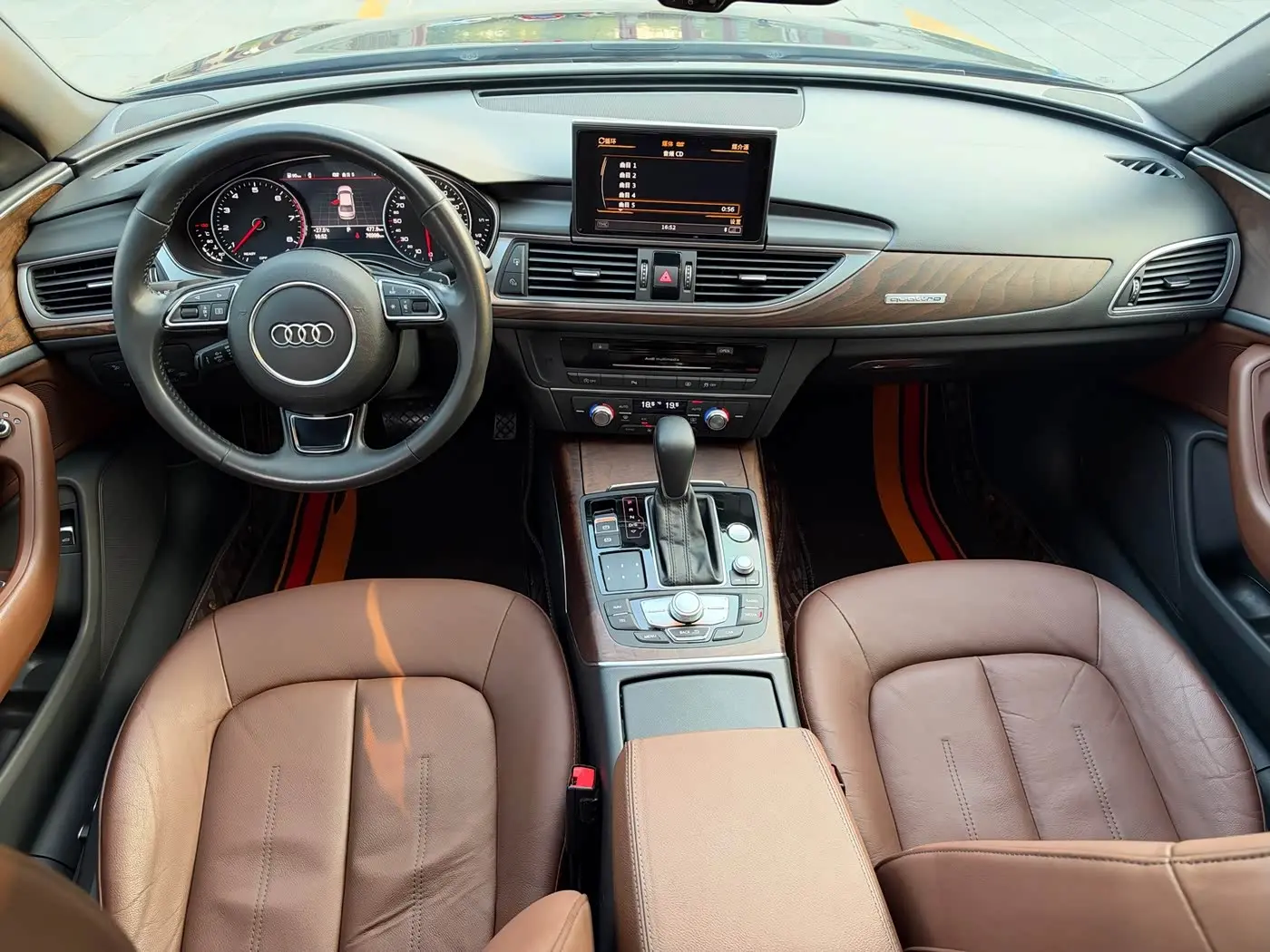 Audi A6L 2018 — Şəkil 14/20