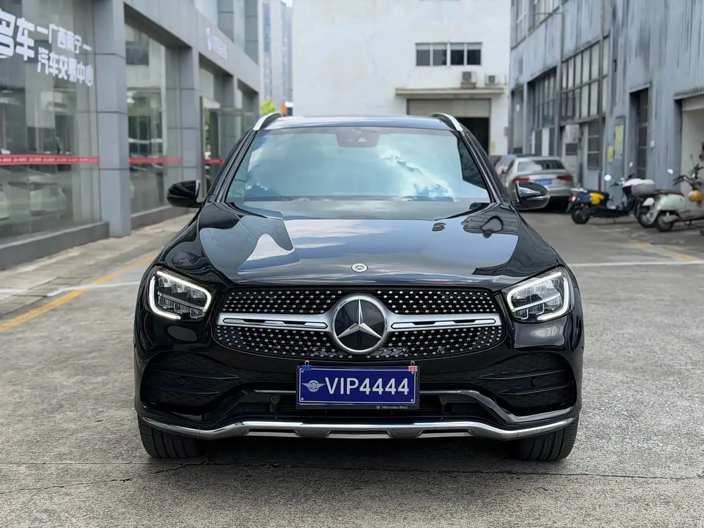 Mercedes-Benz GLC 2022 — Фото 2/9
