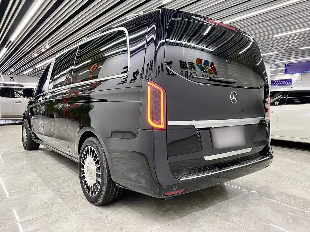 Mercedes-Benz Vito 2022 — Photo 15/20
