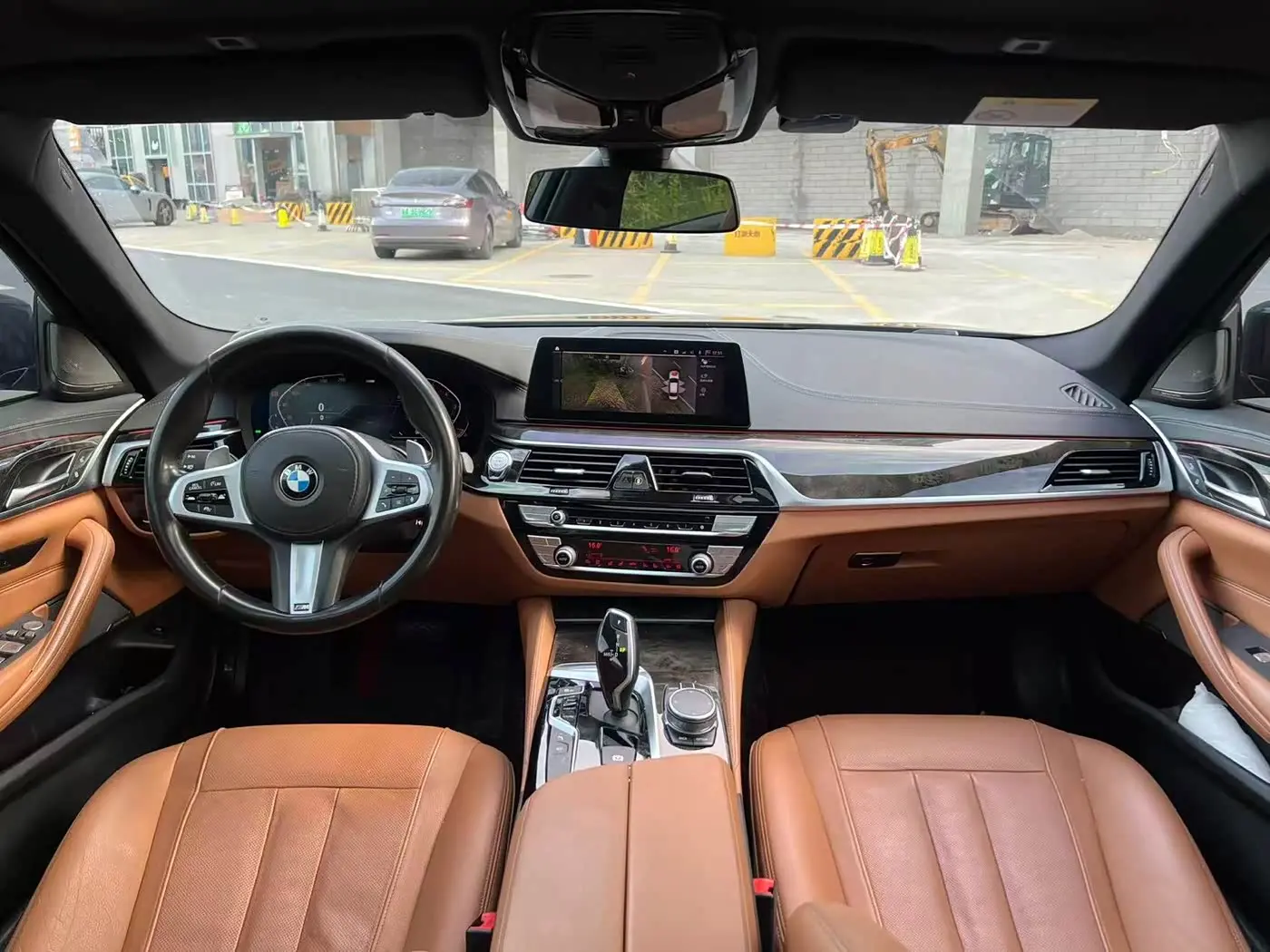 BMW 5 Series 2020 — Photo 6/11