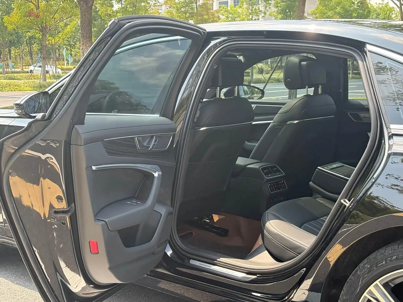 Audi A6L 2026 — Şəkil 14/17