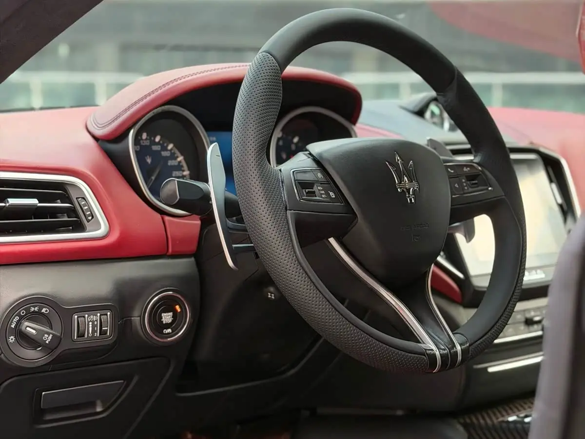 Maserati Ghibli 2019 — Photo 4/18