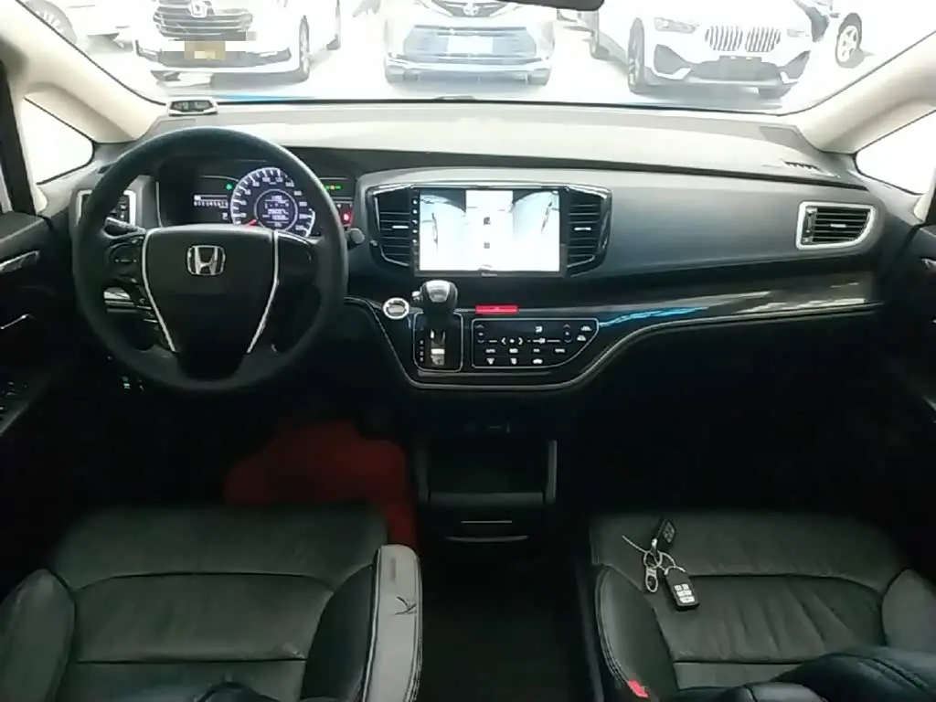 Honda Odyssey 2020 — ფოტო 10/20