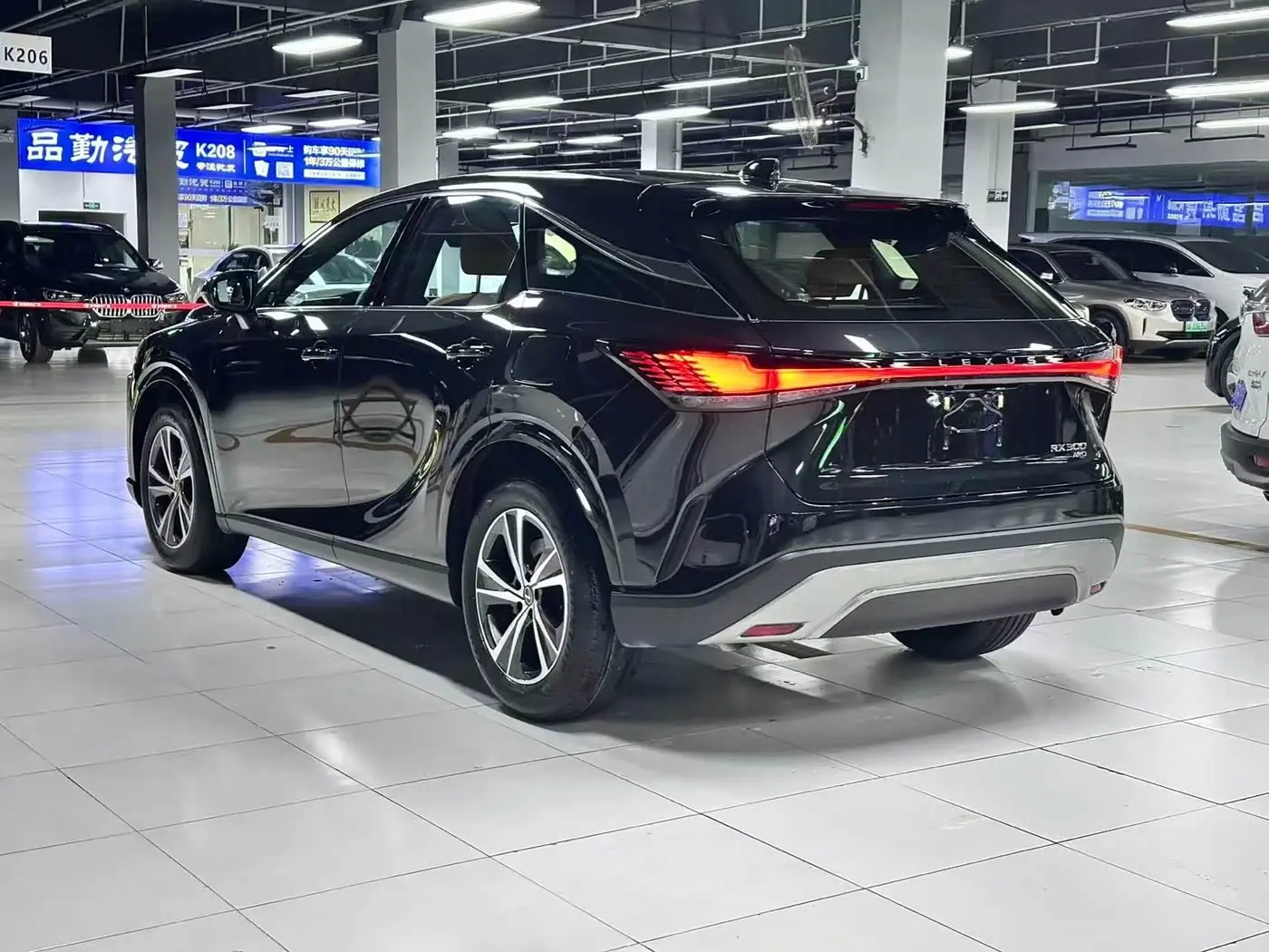 Lexus RX 2026 — Фото 9/9