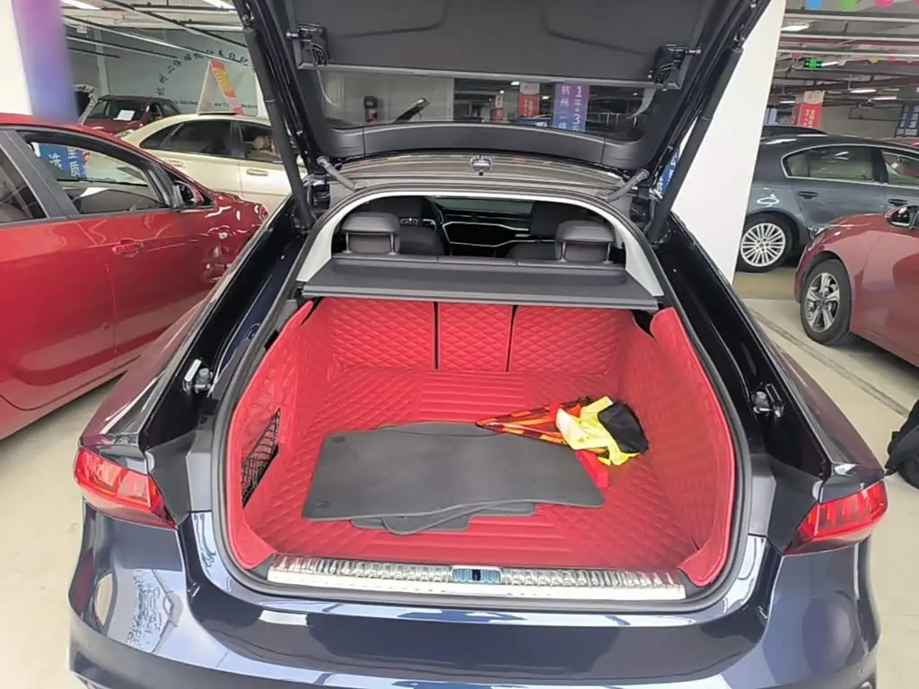 Audi A7 2020 — Şəkil 19/20