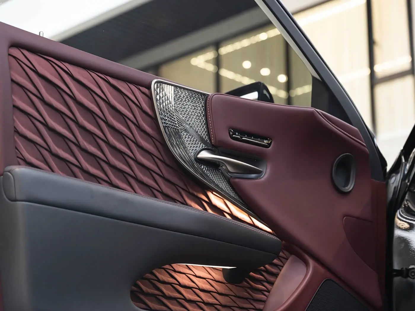 Lexus LS 2021 — Şəkil 20/20