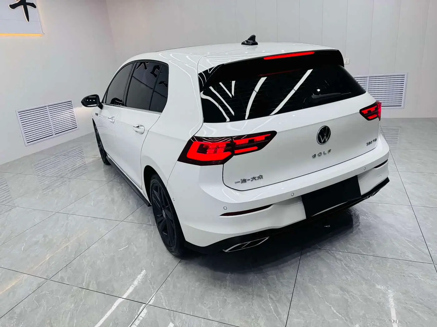 Volkswagen Golf 2022 — Photo 6/18