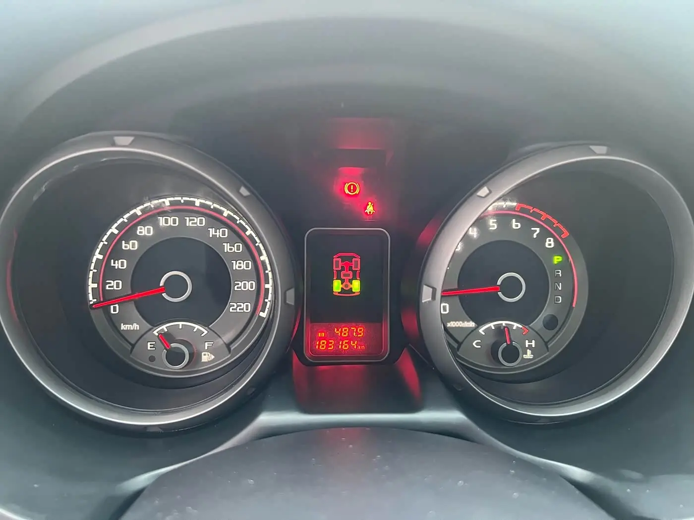 Mitsubishi Pajero 2018 — Photo 11/17