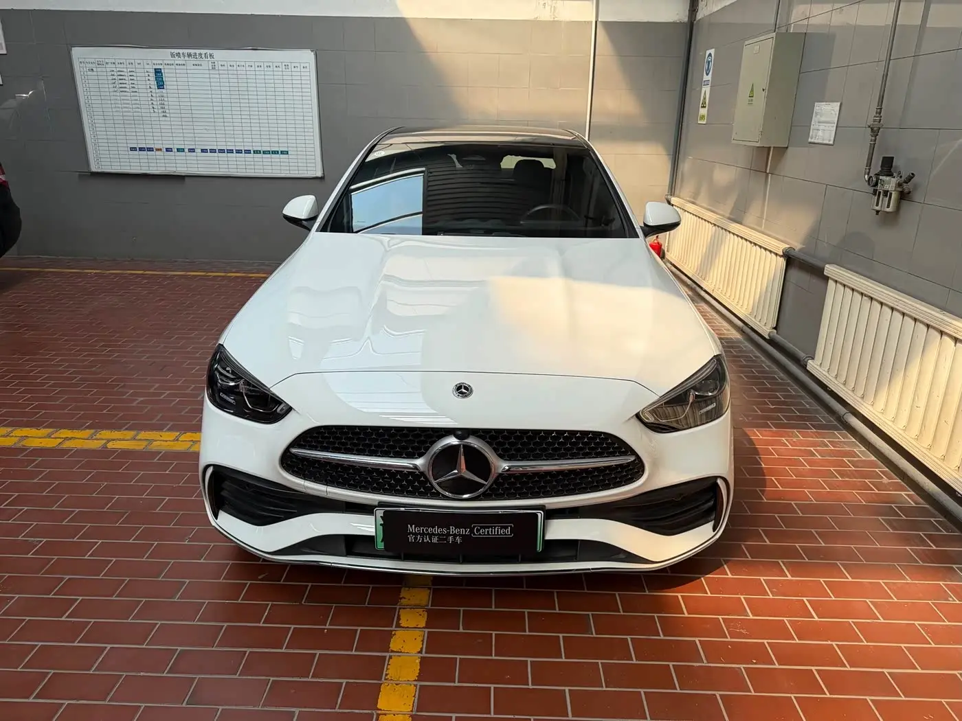 Mercedes-Benz C-Class New Energy 2024 — Фото 3/10