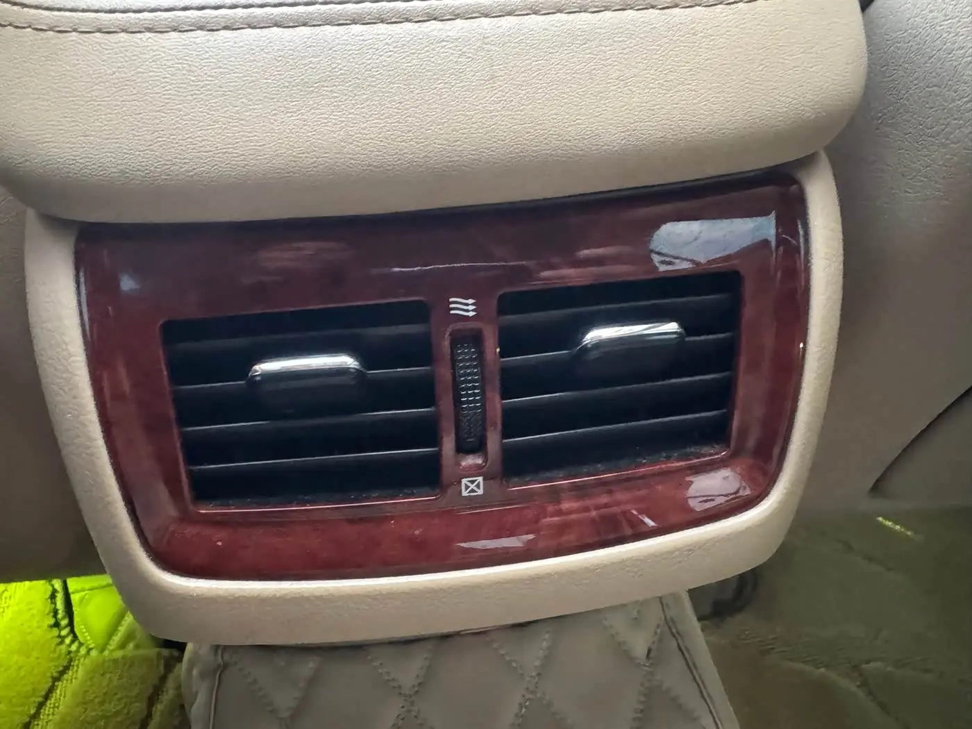 Toyota Crown 2014 — Photo 16/19