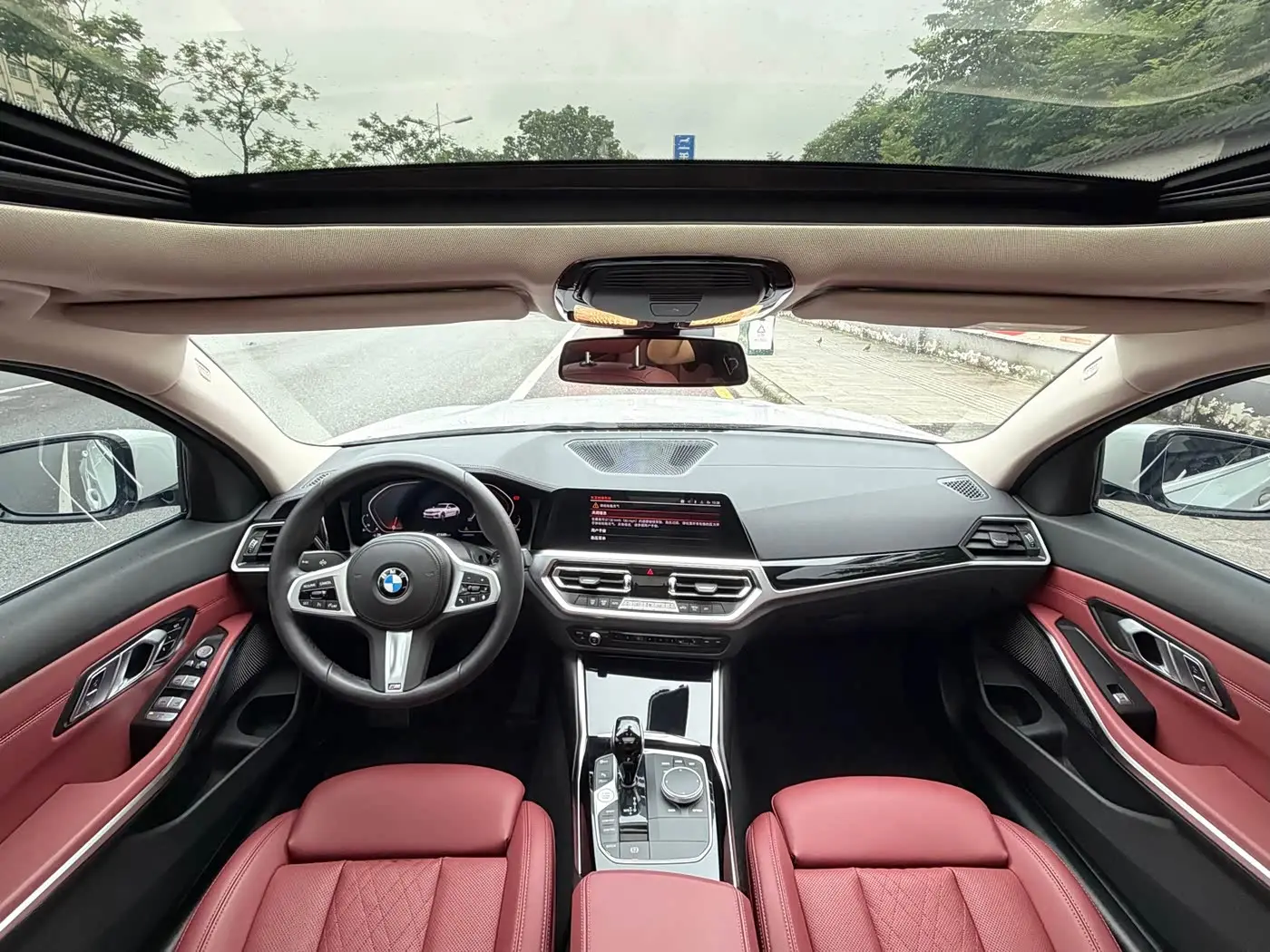 BMW 3 Series 2022 — Photo 13/15