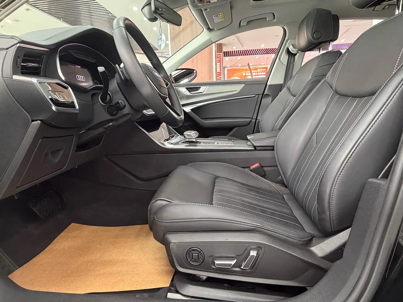 Audi A6L 2023 — Photo 11/14
