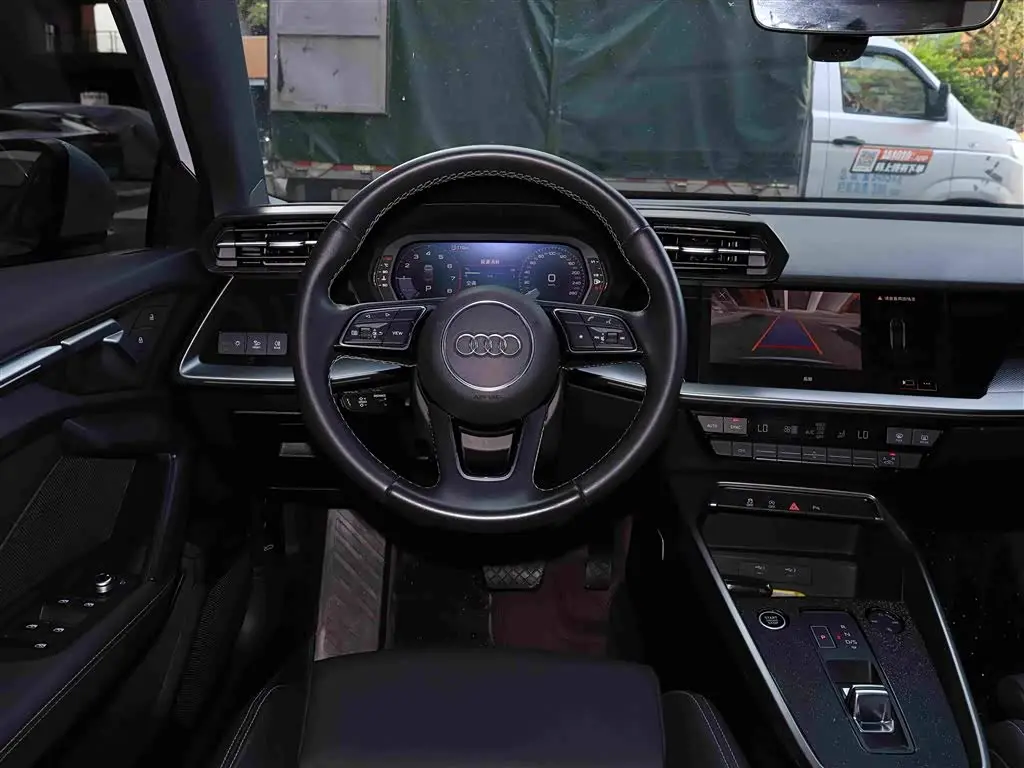 Audi A3 2024 — Photo 12/20