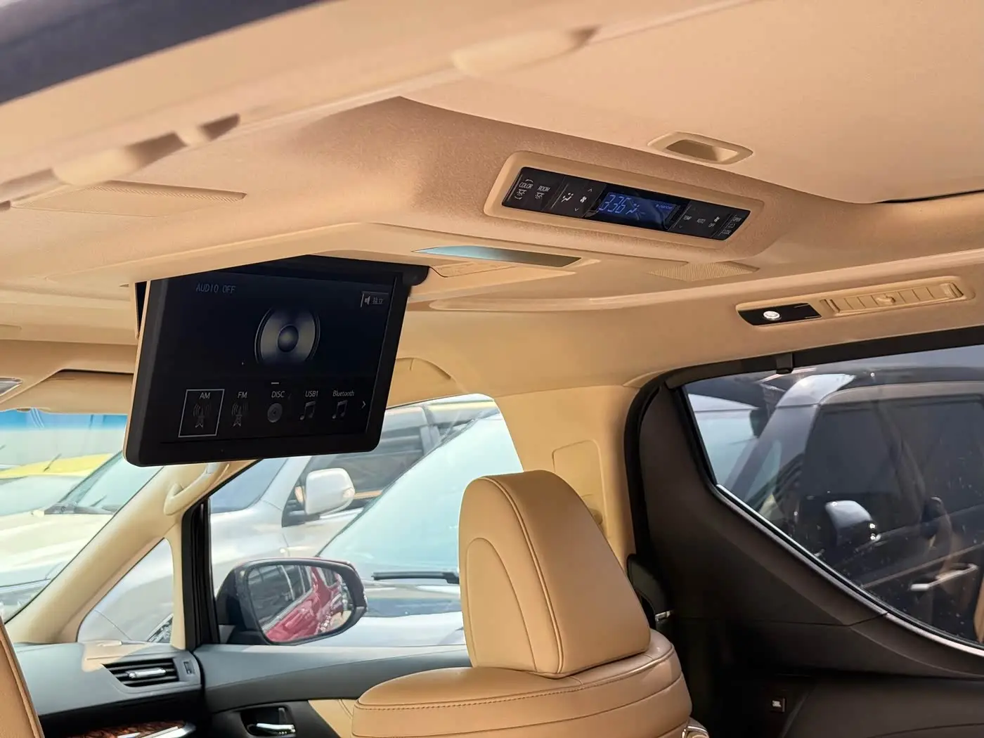 Toyota Alphard 2018 — Фото 20/20