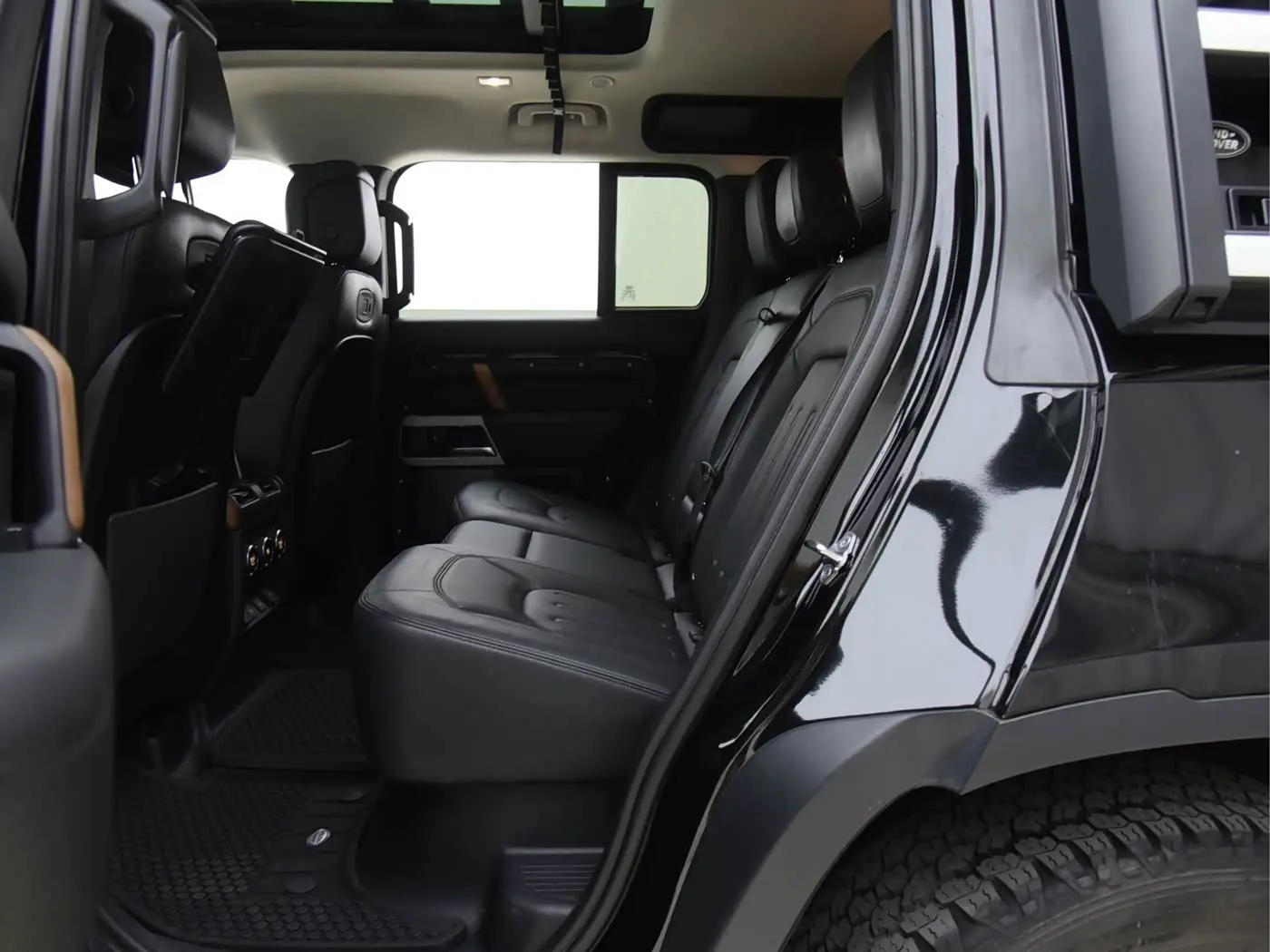 Land Rover Defender 2021 — Şəkil 5/16