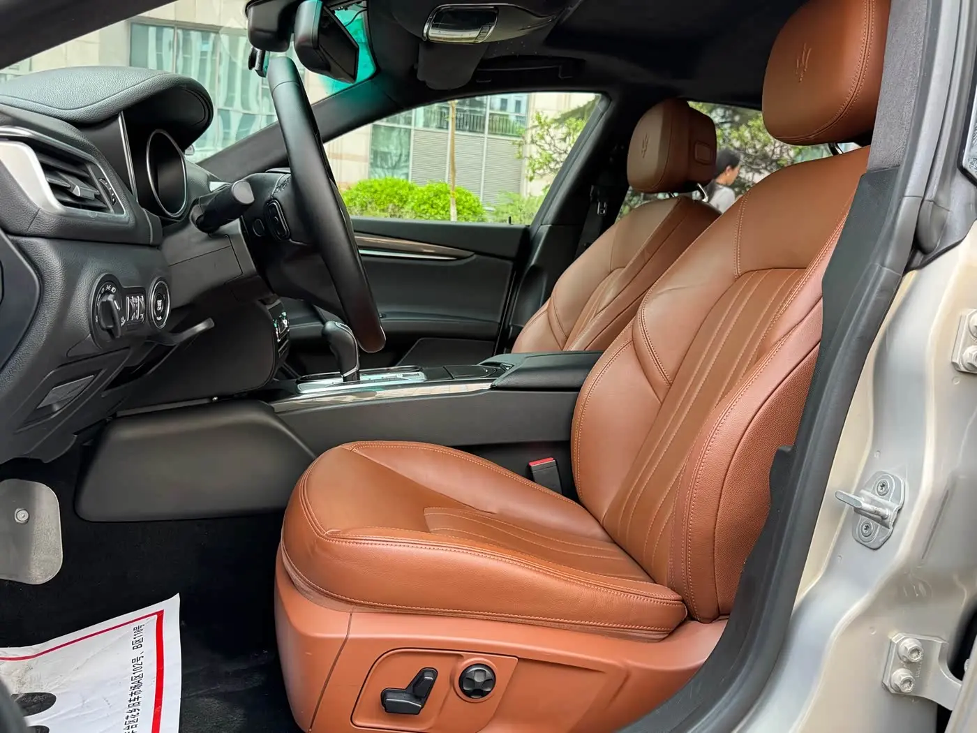 Maserati Ghibli 2016 — Şəkil 11/20