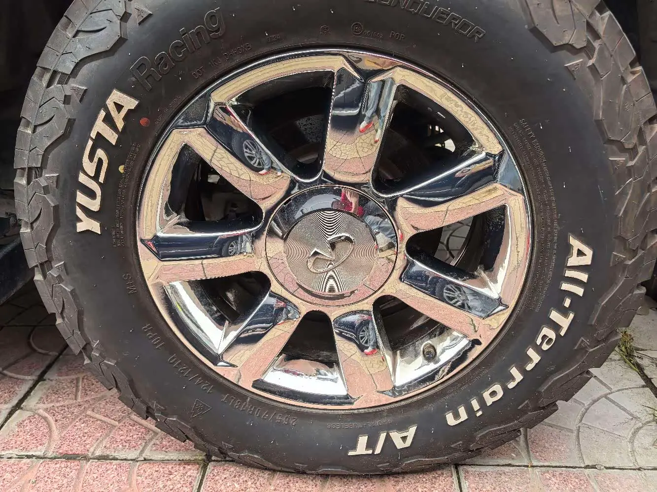 Infiniti QX 2005 — Photo 13/14