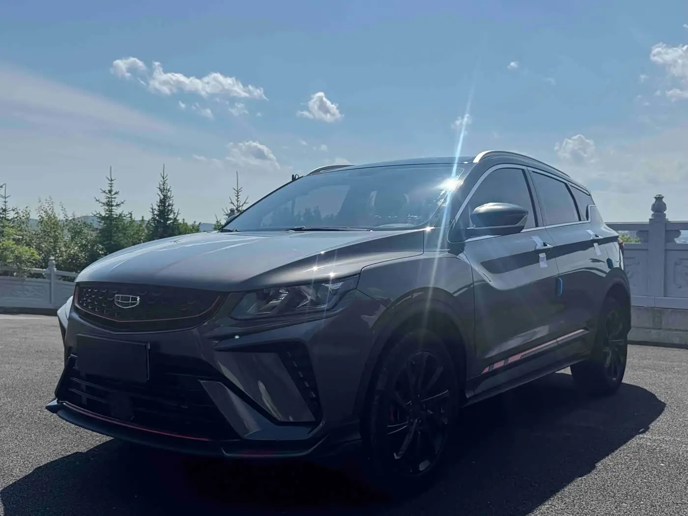Geely Binyue 2022 — Photo 1/20