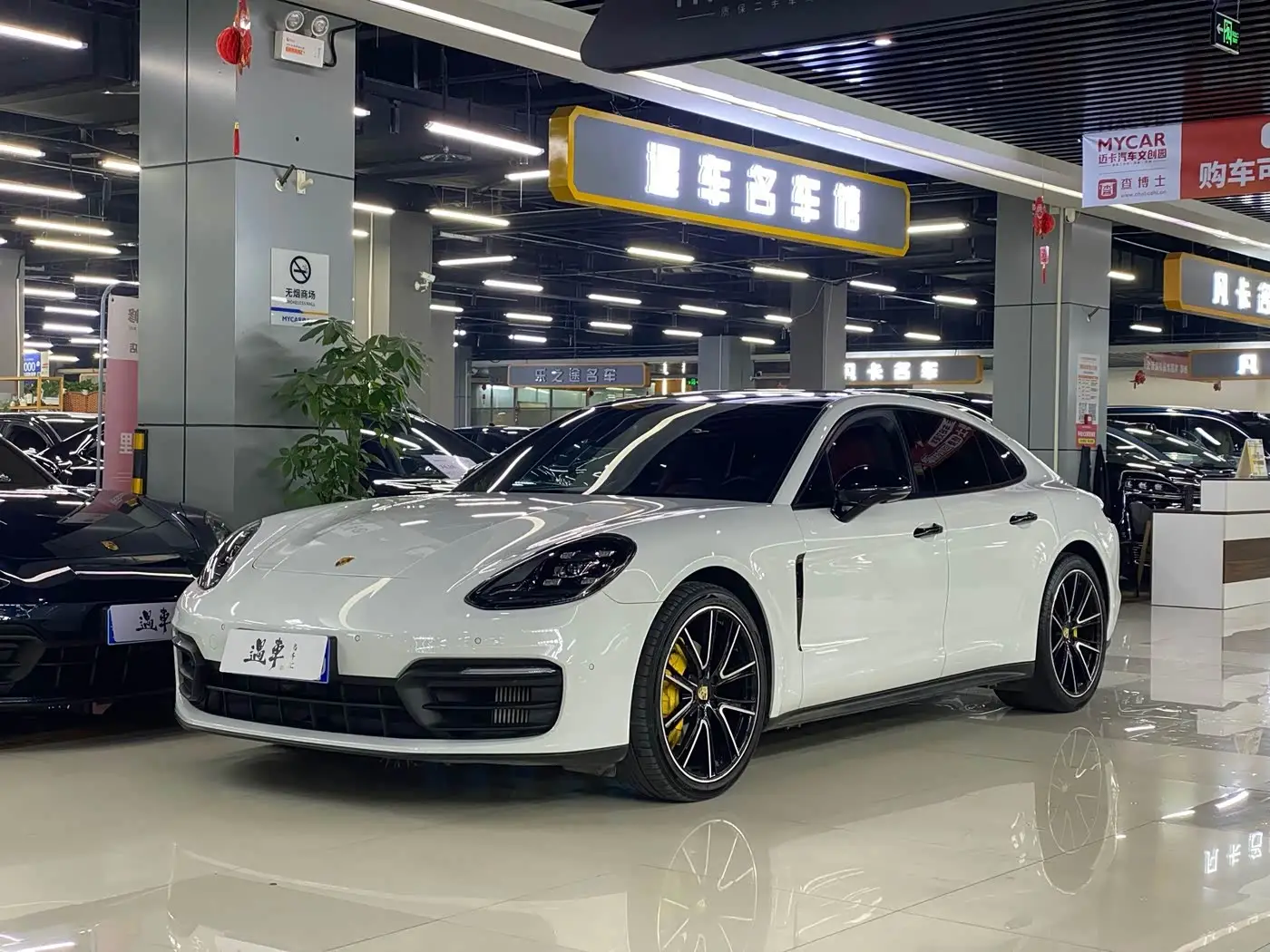 Porsche Panamera, 2022