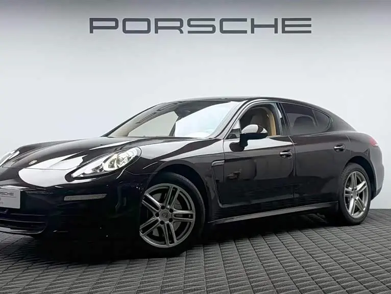 Porsche Panamera 2015 — Фото 3/12