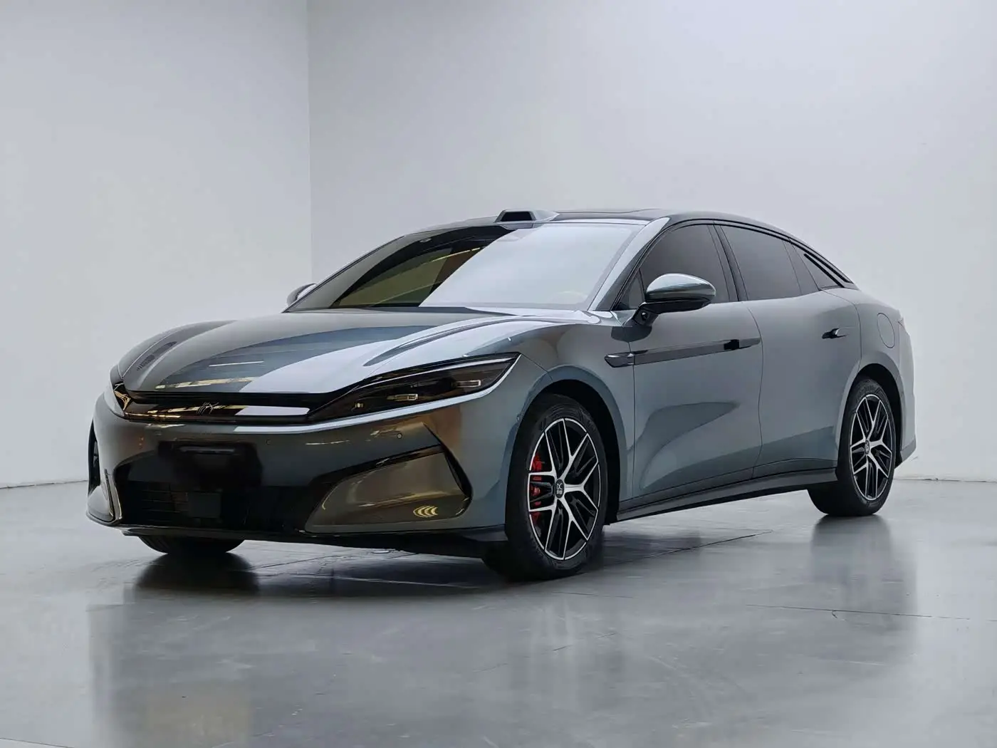 BYD Han L, 2025